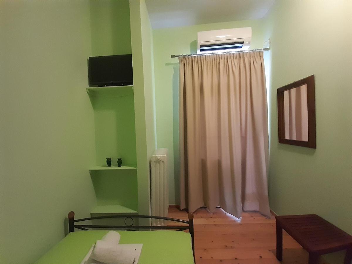 Christina Guest House Mystras Extérieur photo